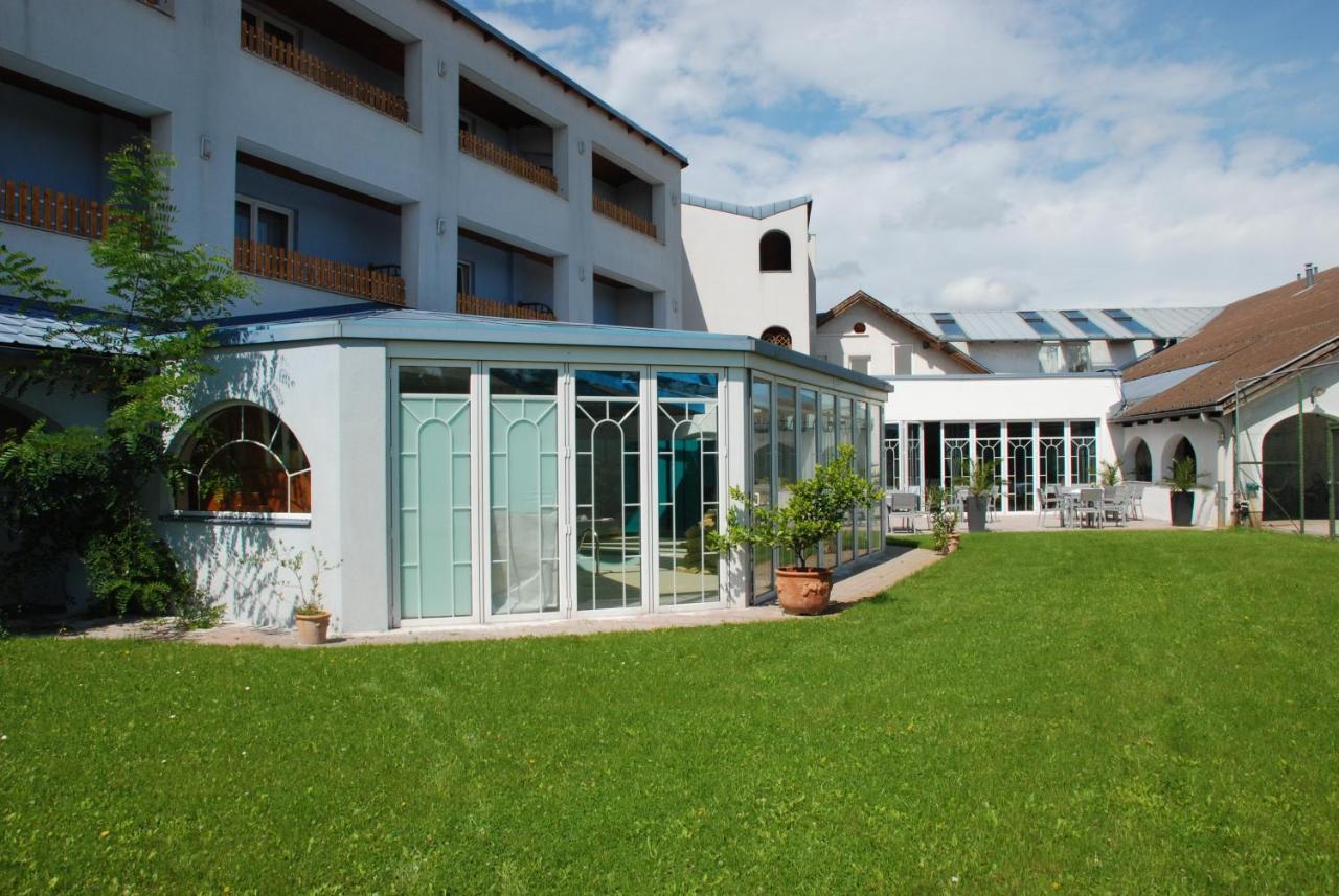 Sporthotel Podersdorf Podersdorf am See Exterior photo